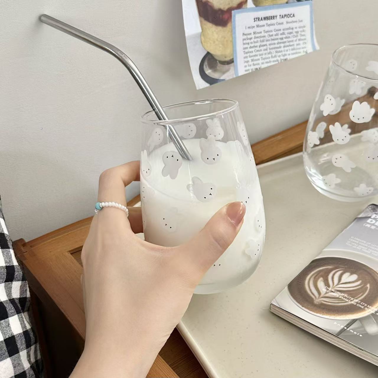Uroczy szklany kubek z nadruki – Best Tea Coffee recenzja i cena