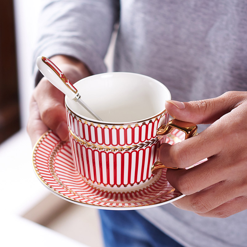 Luksusowy zestaw filiżanek do  – Espresso Cup Saucer recenzja i cena